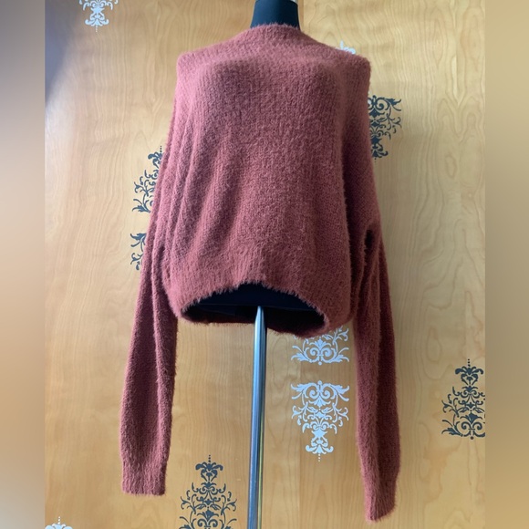 NEW - Audrey 3+1 Crew Neck Fuzzy Sweater - Picture 16 of 16
